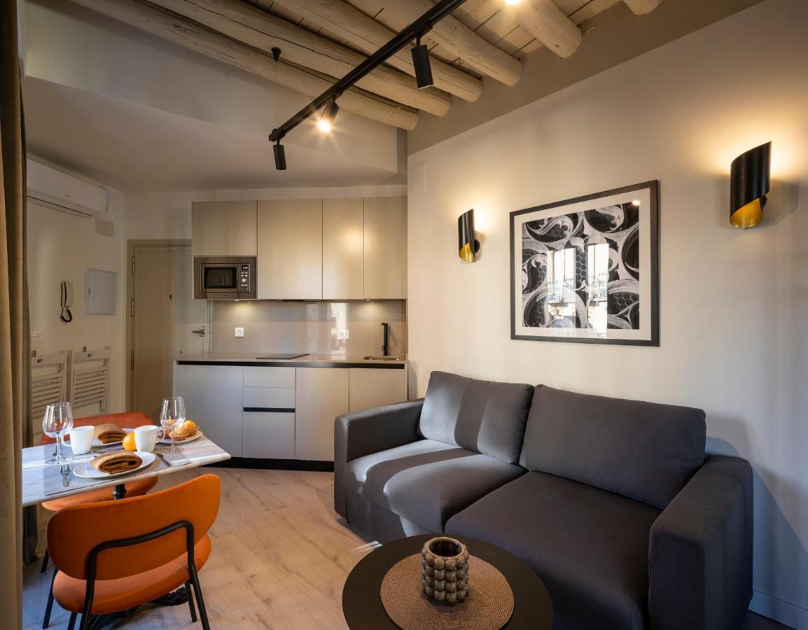 Căn hộ Home4u, Plaza Nueva 2 *