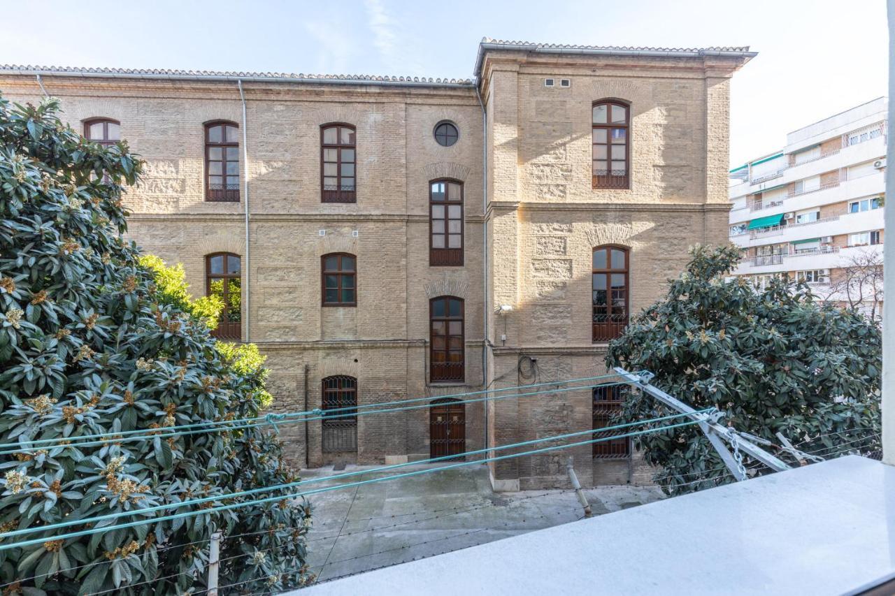 Precioso Y Centrico Gran Capitan 5 Apartment *