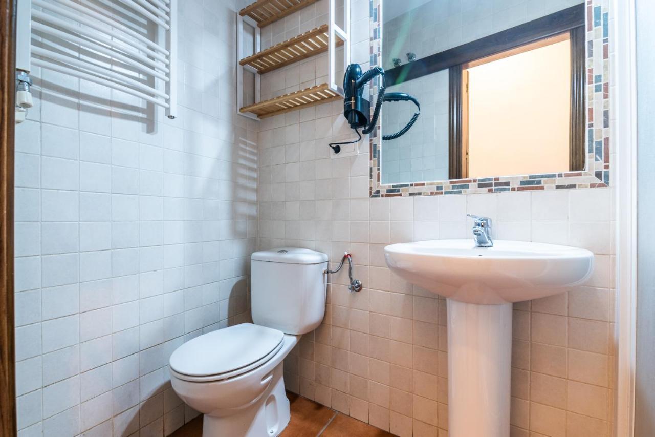 Tuguest San Cecilio Apartment