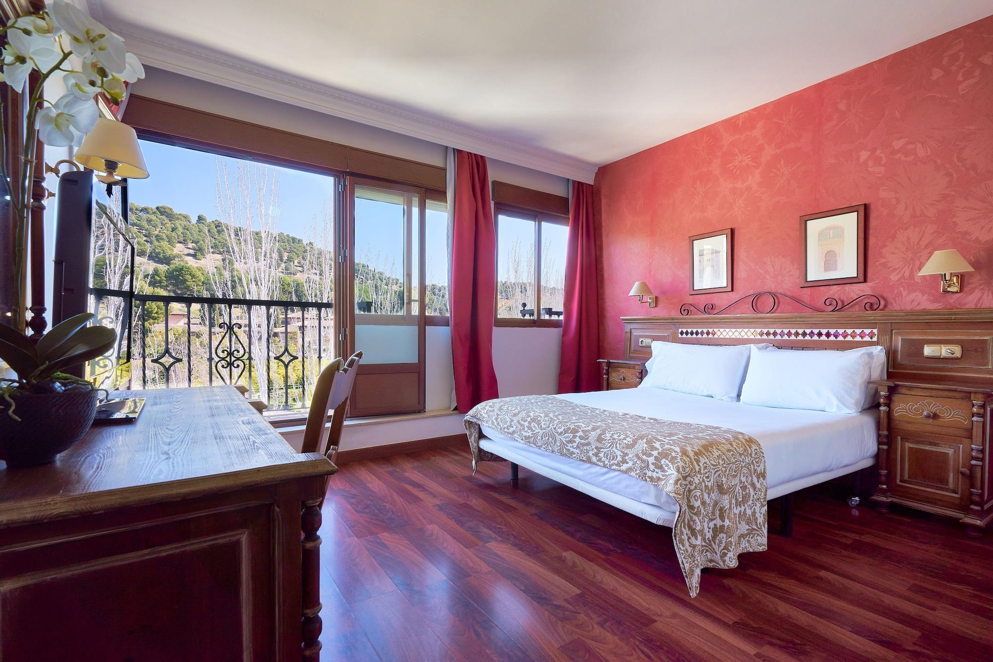 Hotel Crisol Guadalupe Granada