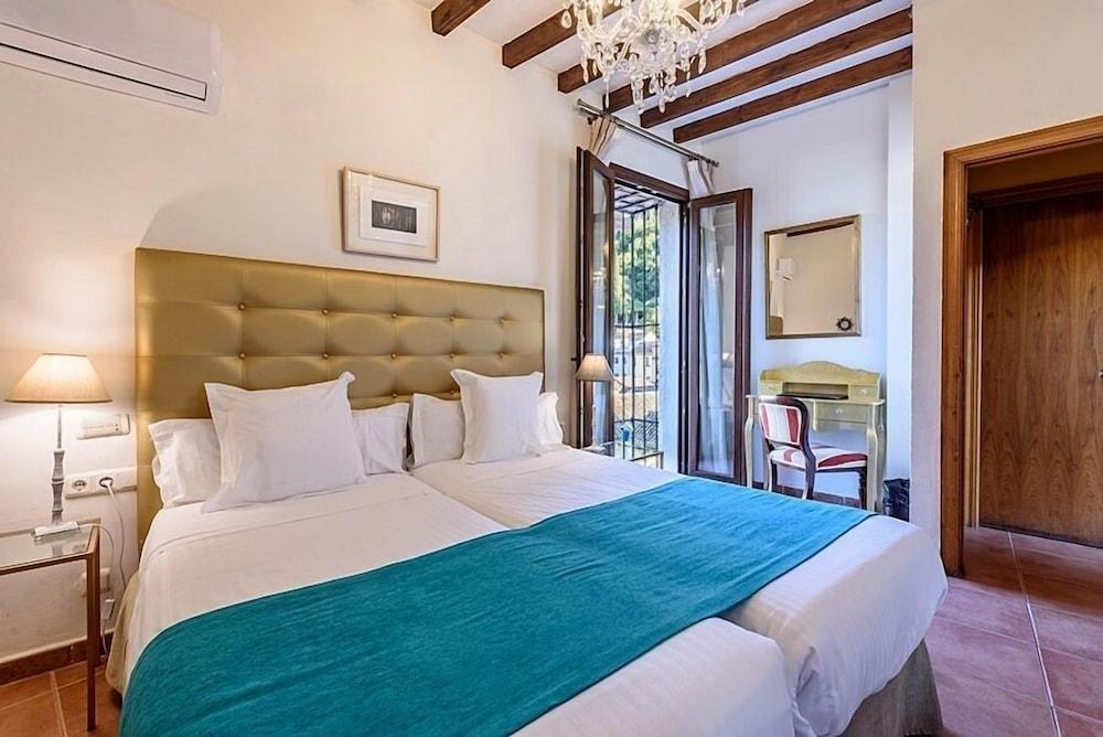 Hotel Palacio De Santa Ines 3*