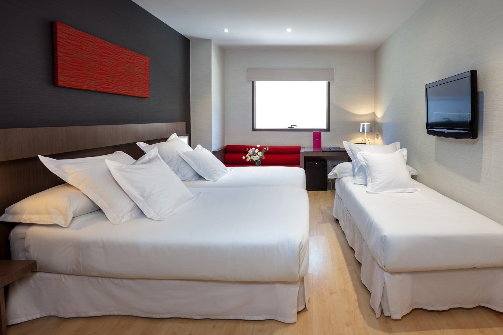 By Pierre & 4* Granada