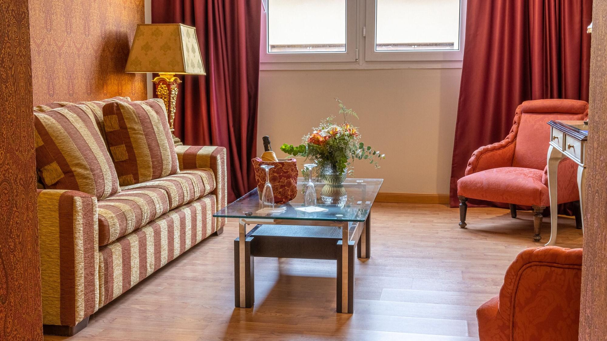 Hotel Reina Cristina