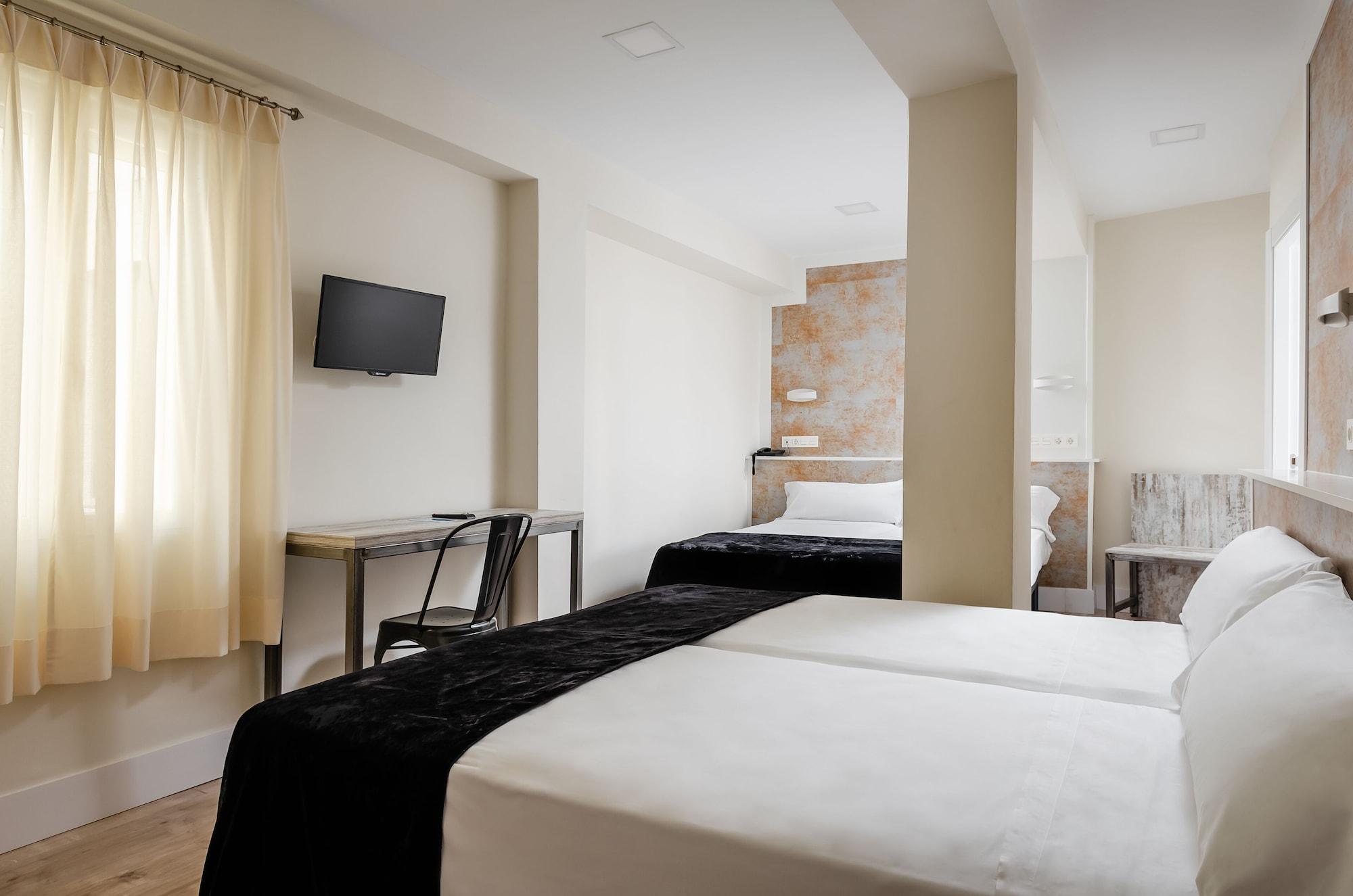 Yit Casablanca Khách sạn 3*