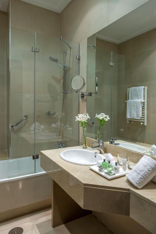 Khách sạn Nh Collection Victoria 4*