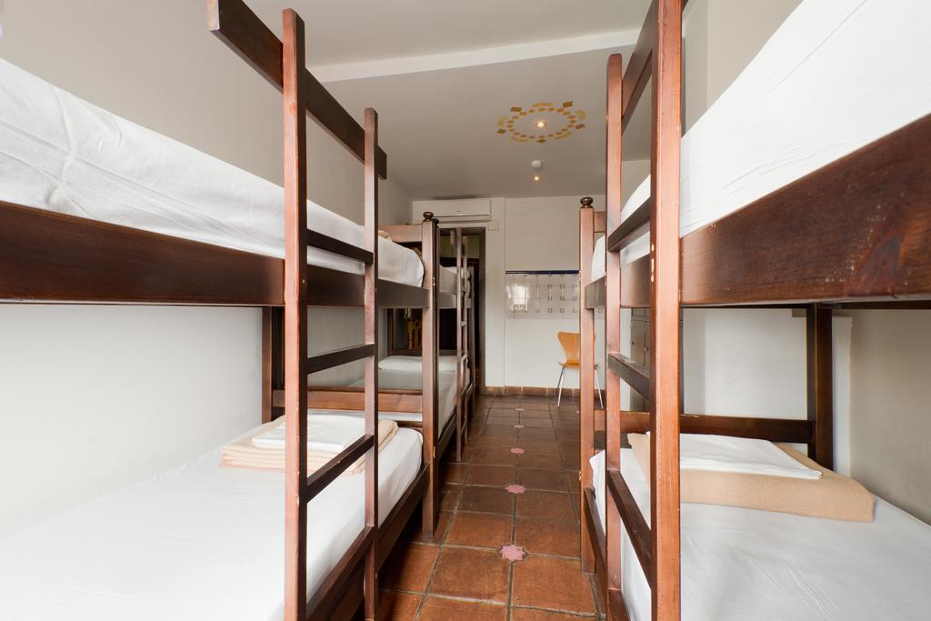 Oasis Backpackers' Hostel Granada