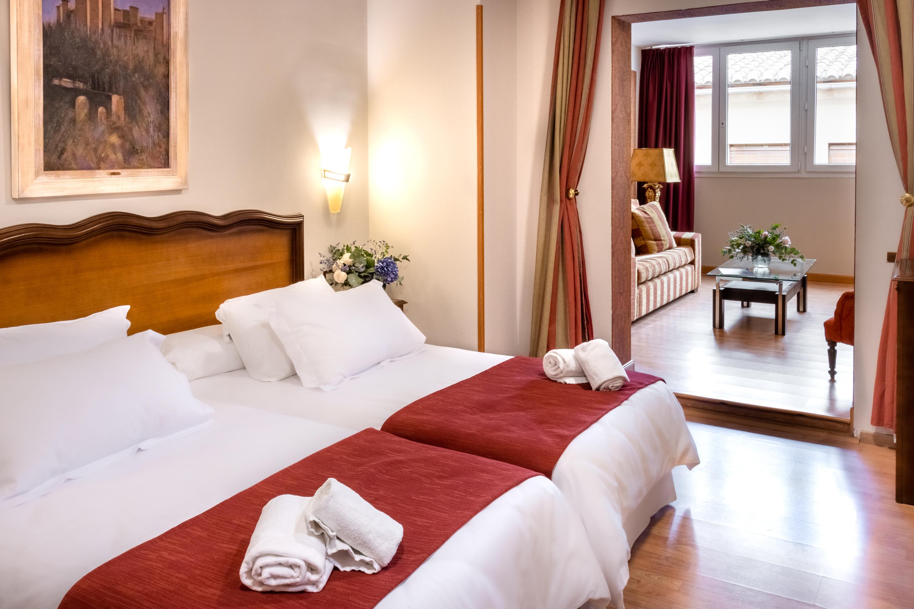 Reina Cristina Hotel 3*