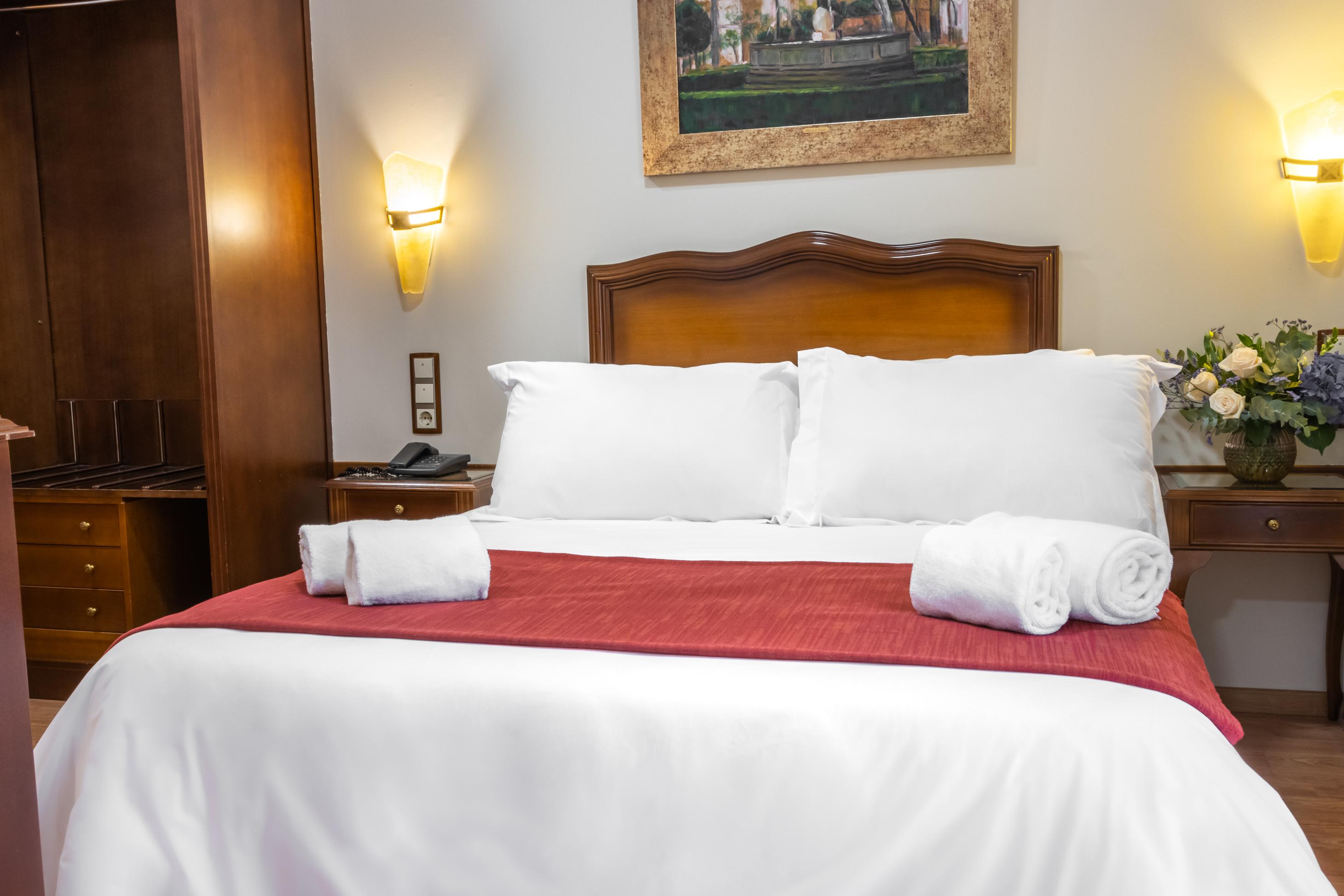 Hotel Reina Cristina 3*