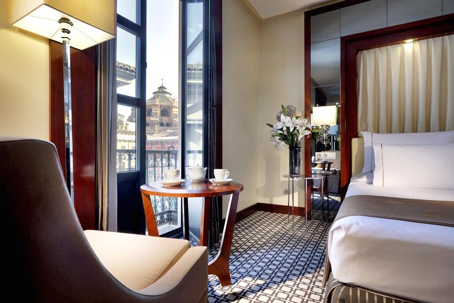 Eurostars Gran Via 5* Granada