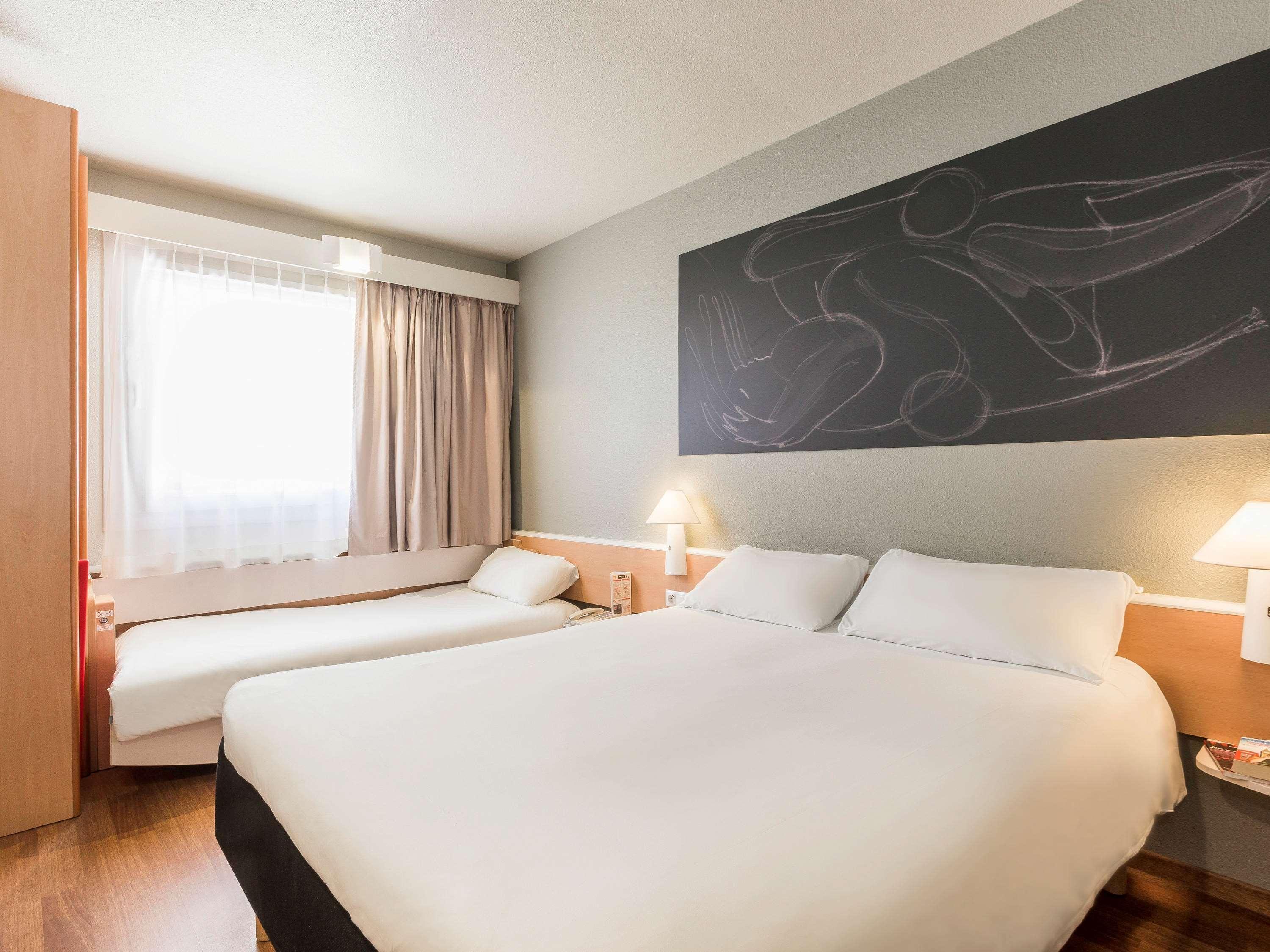 Ibis Granada