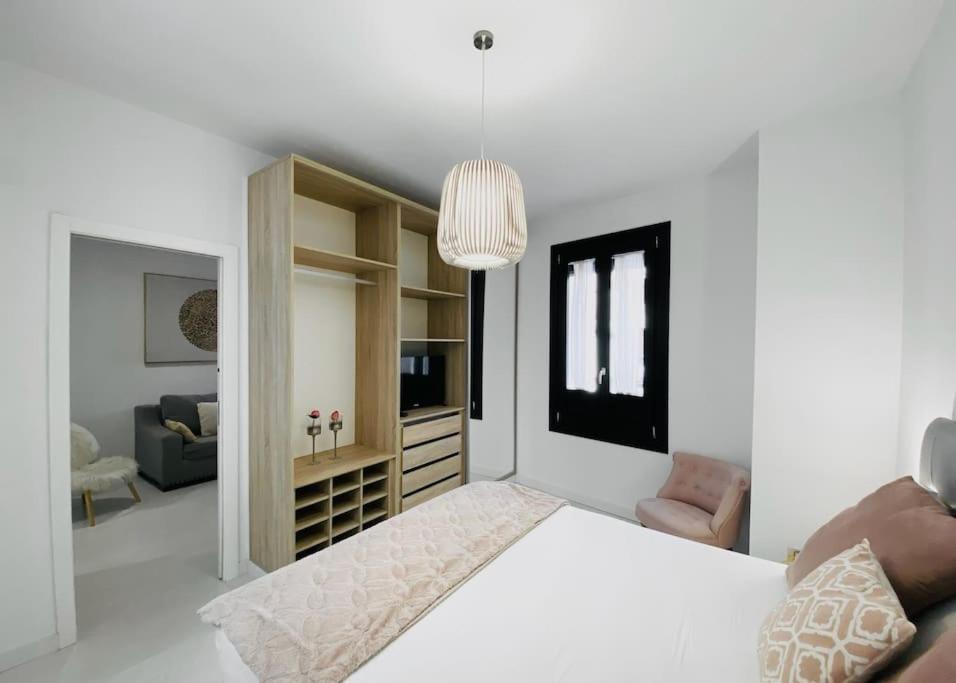 Apartment Lovely 2-bed In 1min To Gran Via De Colon By Sharingco Granada