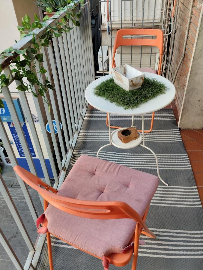 Centrico Piso Con Aparcamiento Gratuito * Granada