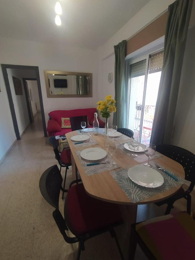 Centrico Piso Con Aparcamiento Gratuito * Granada