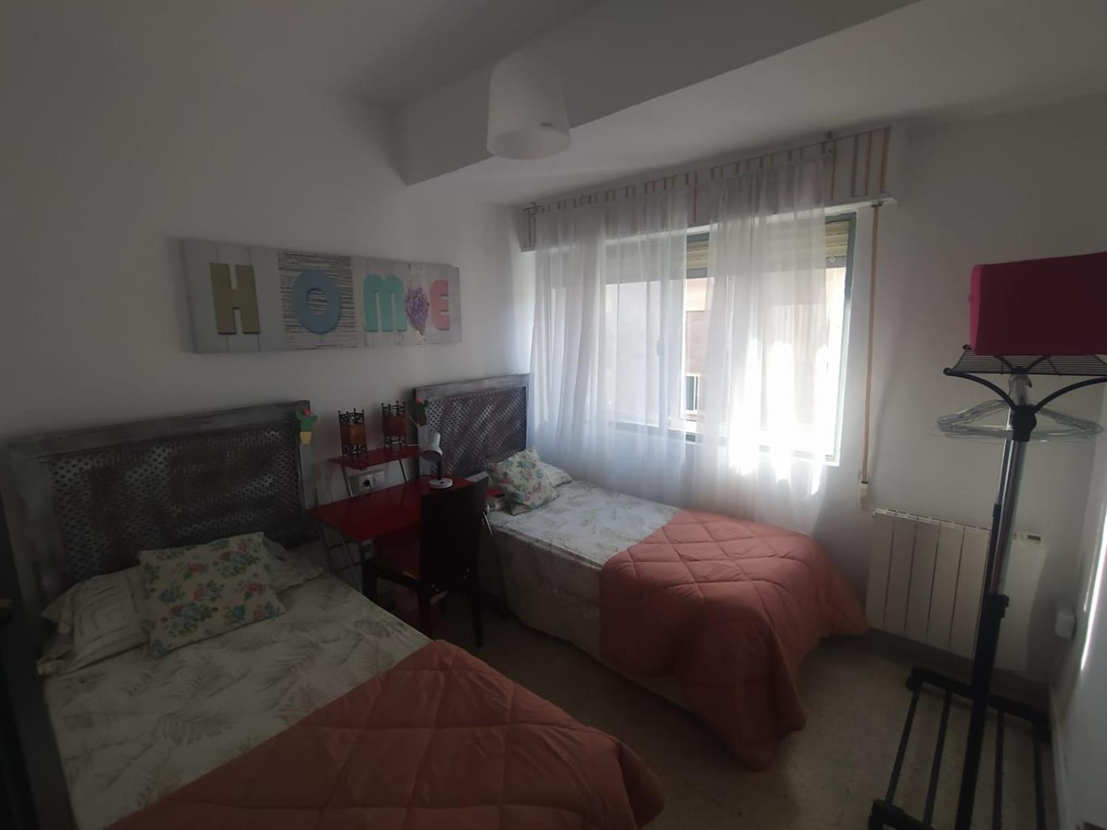 Centrico Piso Con Aparcamiento Gratuito Granada