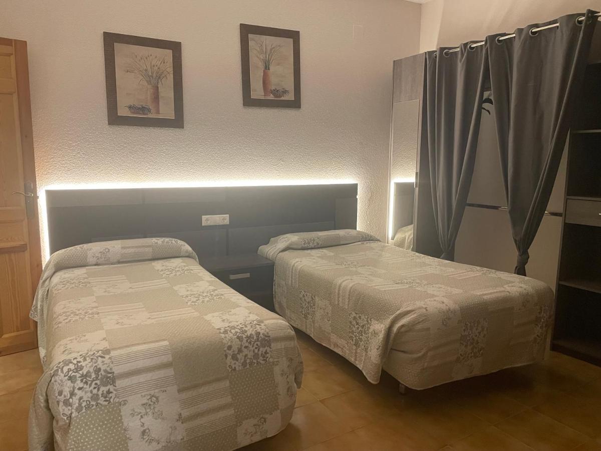 Guest house Costa Azul 2*