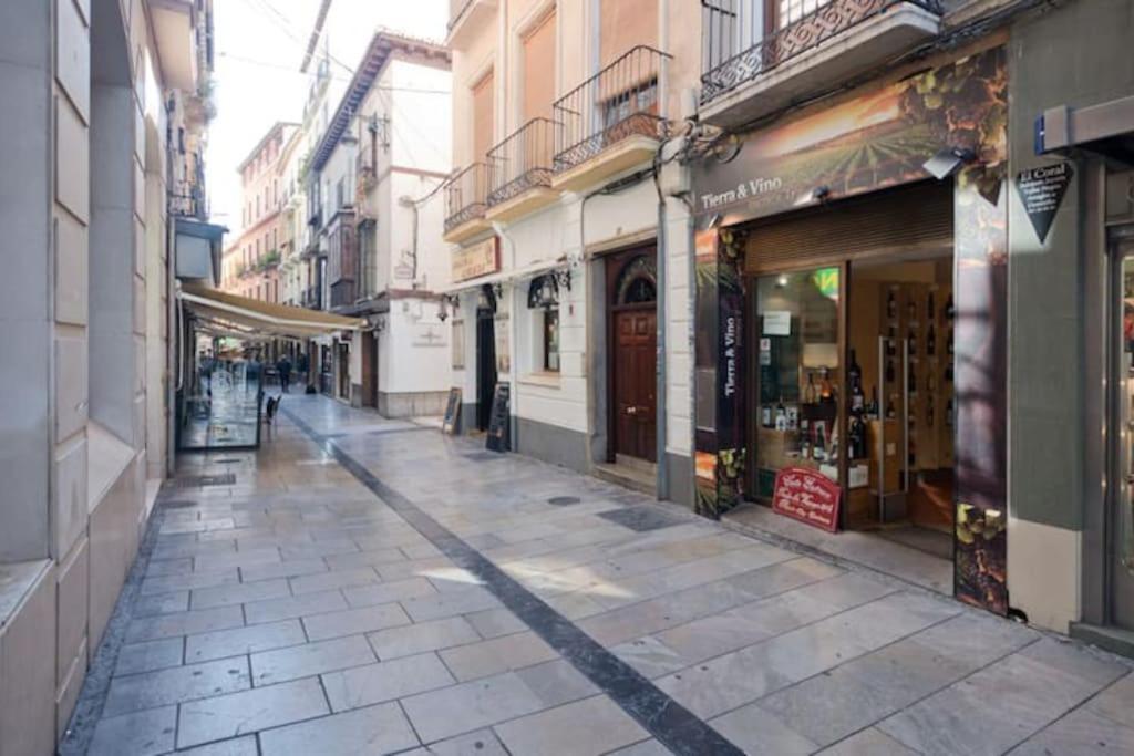 Apartment Calle Navas Centro Junto Ayuntamiento Center