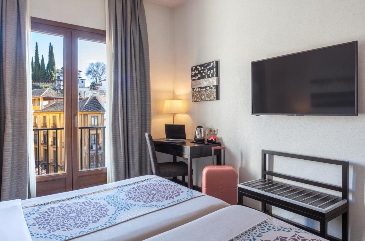 Macia Plaza Hotel 2*