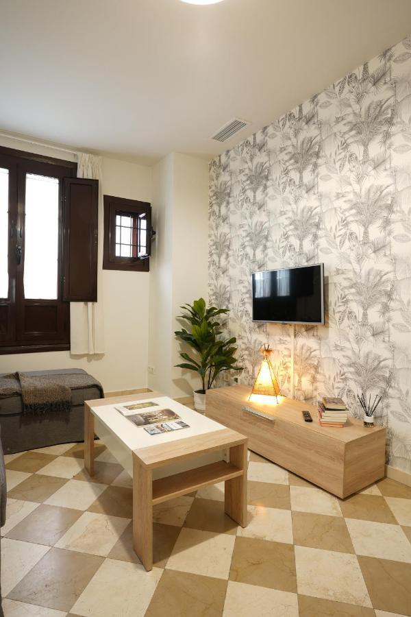 Apartment Adanar-Las Columnas *