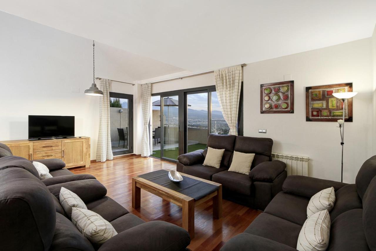 Casa En Con Vistas En Zona El Serrallo *