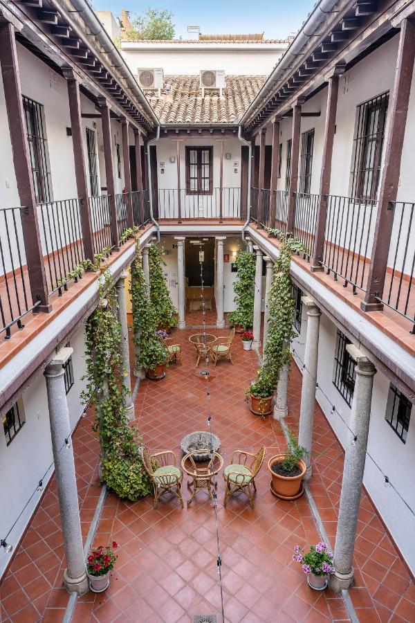 Adanar-Las Columnas Apartment