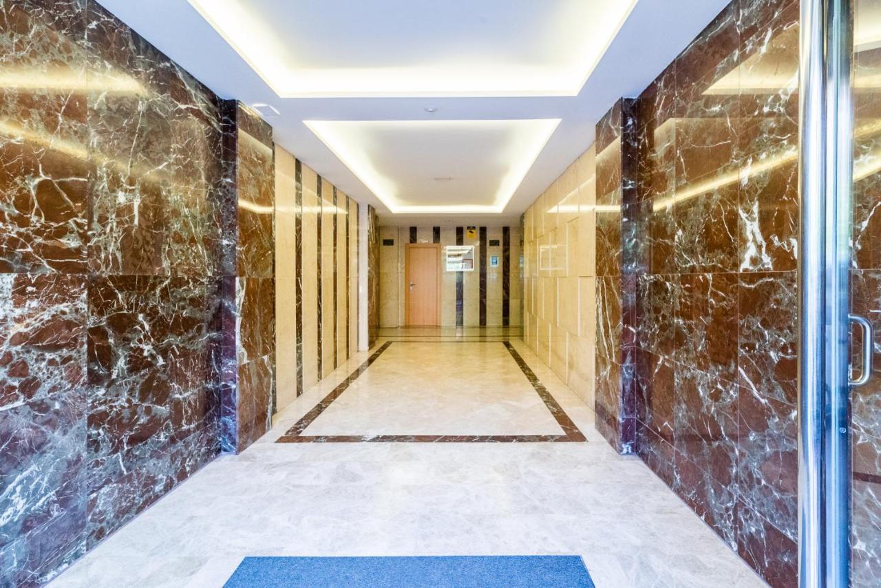 Modern Plaza De Toros With Free Parking Apartment *