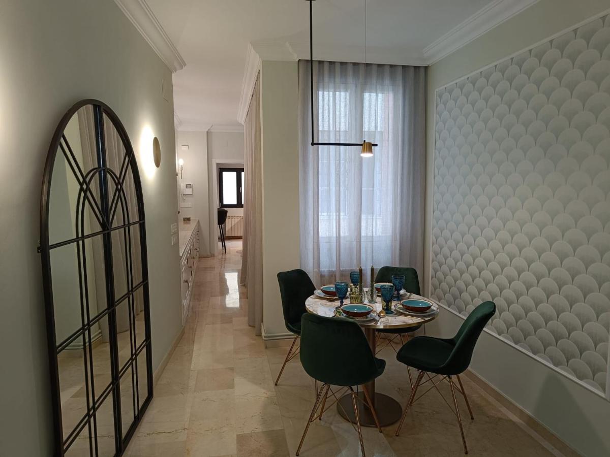 Pie De Torre Catedral Appartement *