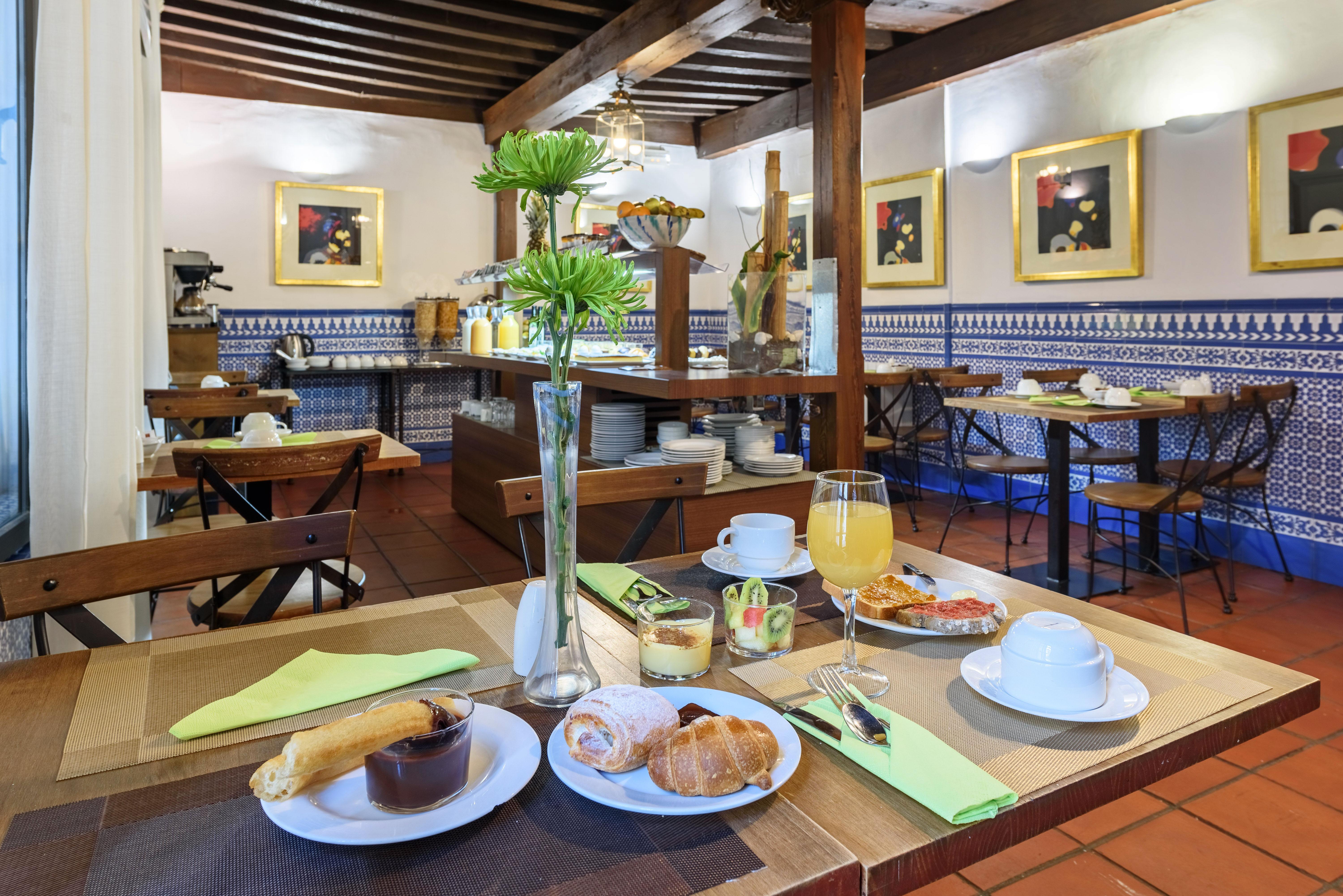 Palacio De Santa Ines Hotel