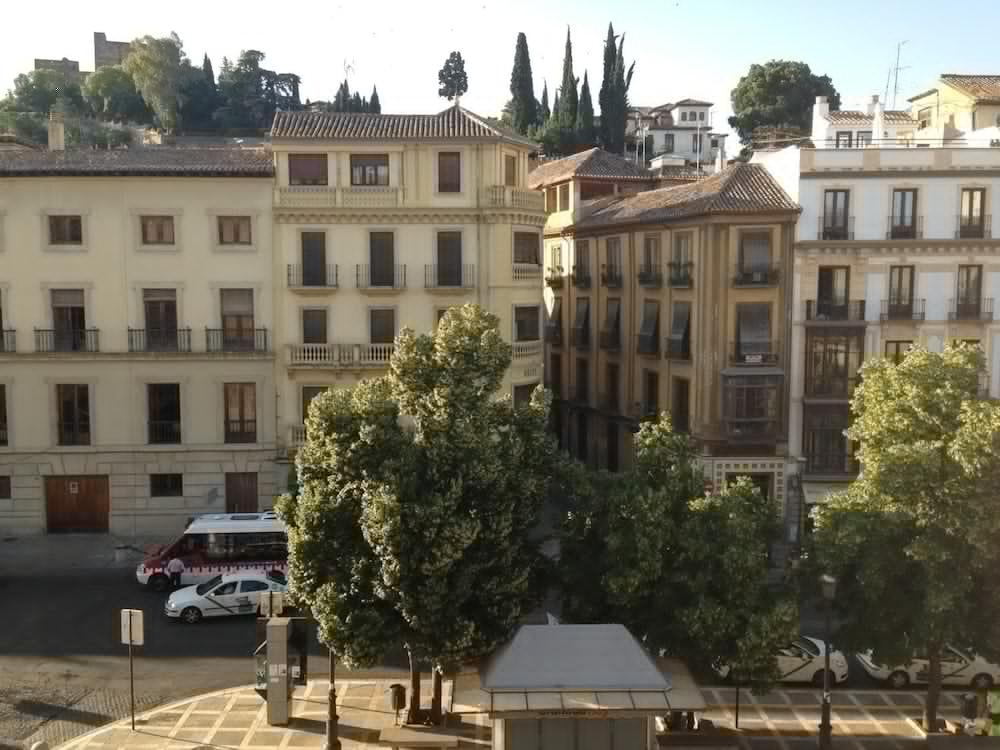 Macia Plaza