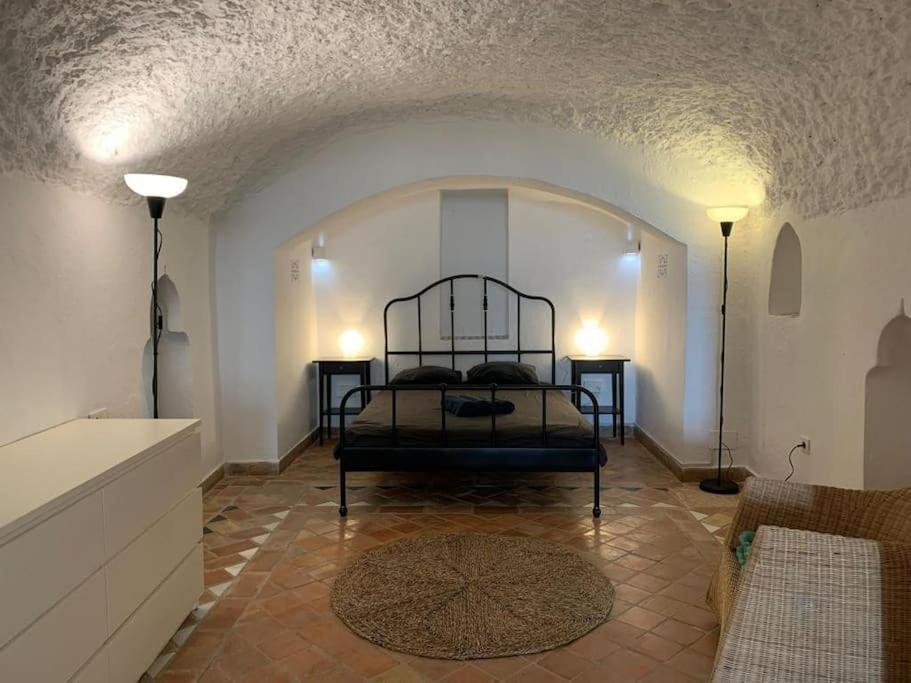 Authentic Cave In Old City Centre Apartment *