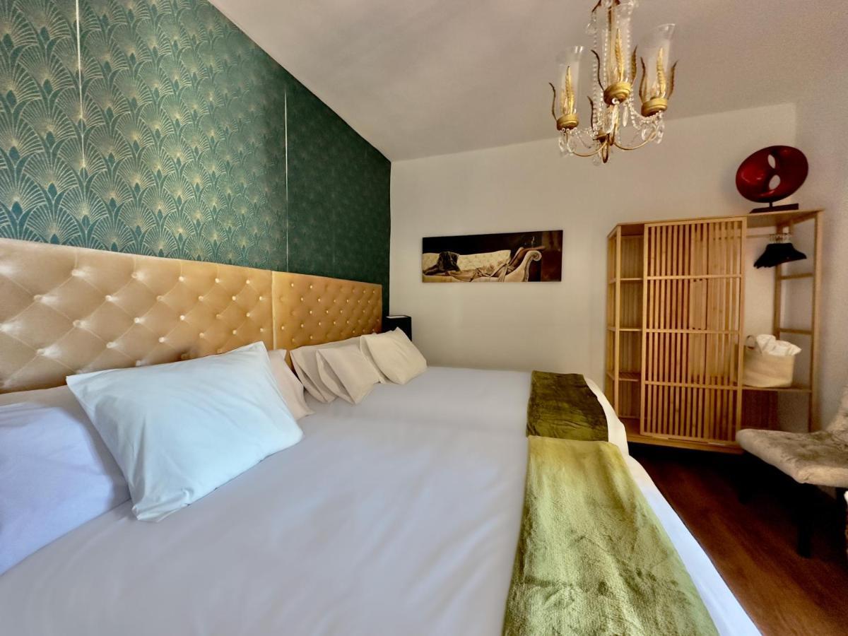 Libelle Andalusian Hideaway C
