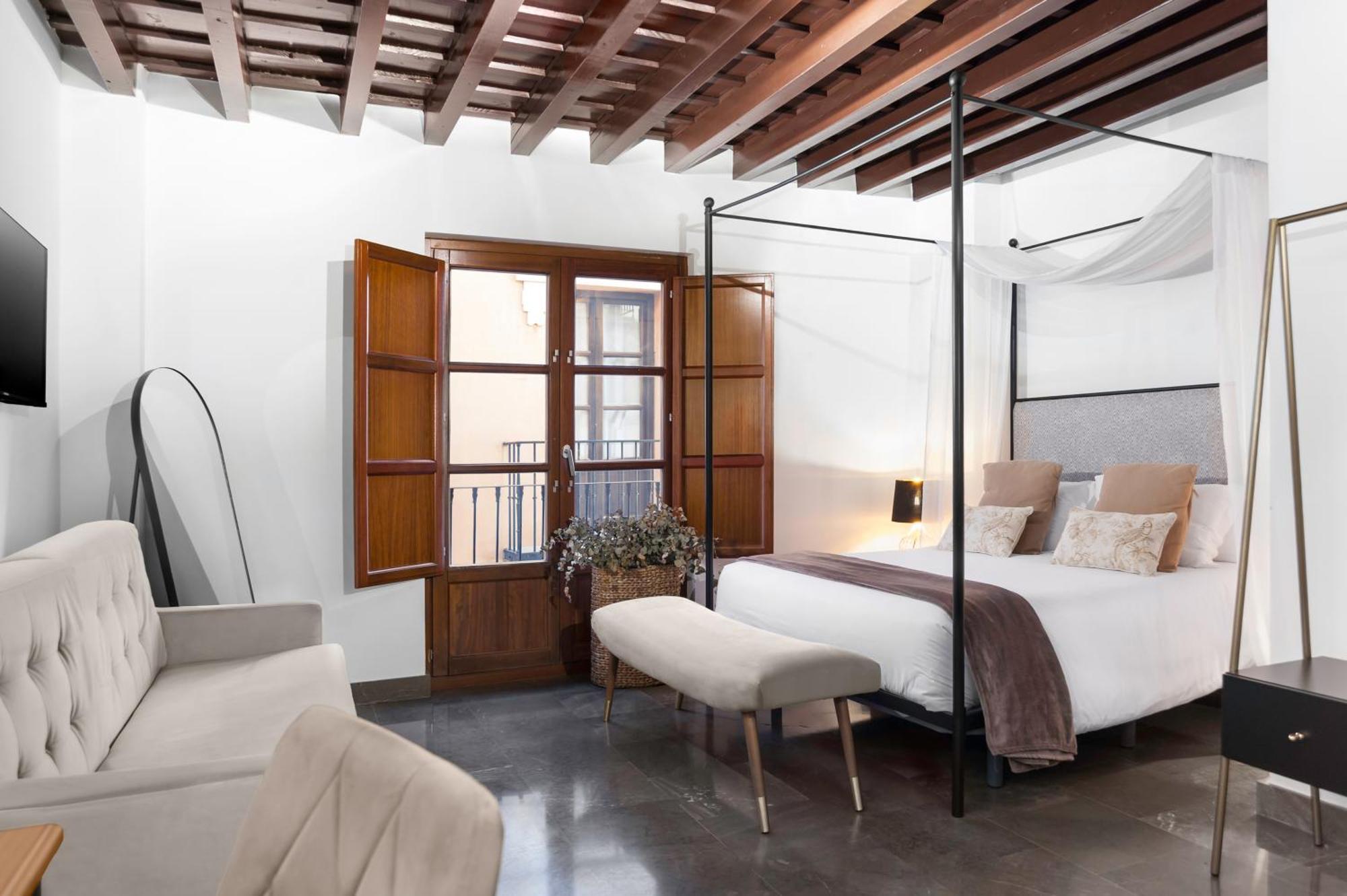 Hotel Hotel Mercader De Sedas 3*