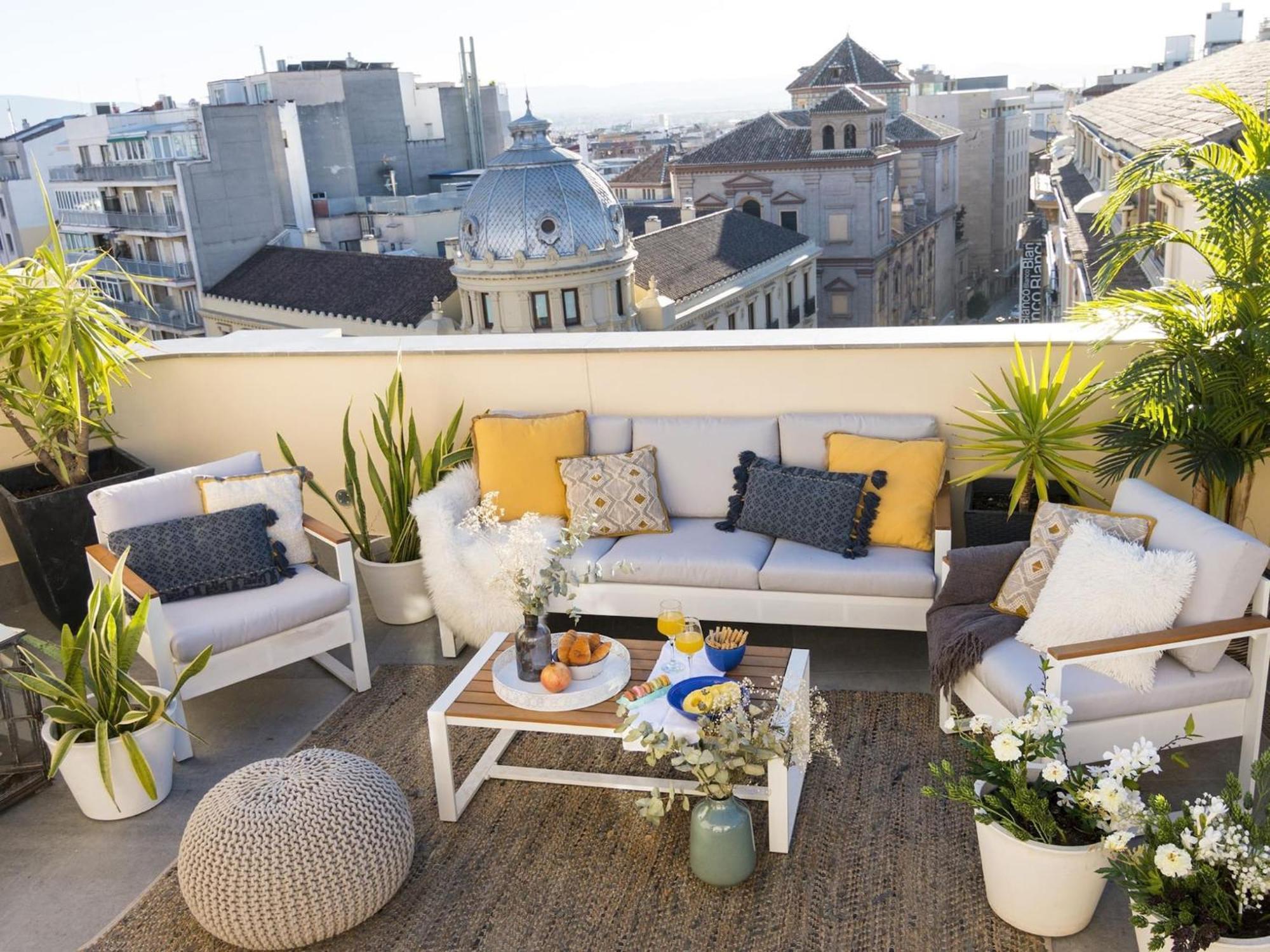 Chezmoihomes Luxury Penthouse Apartment *