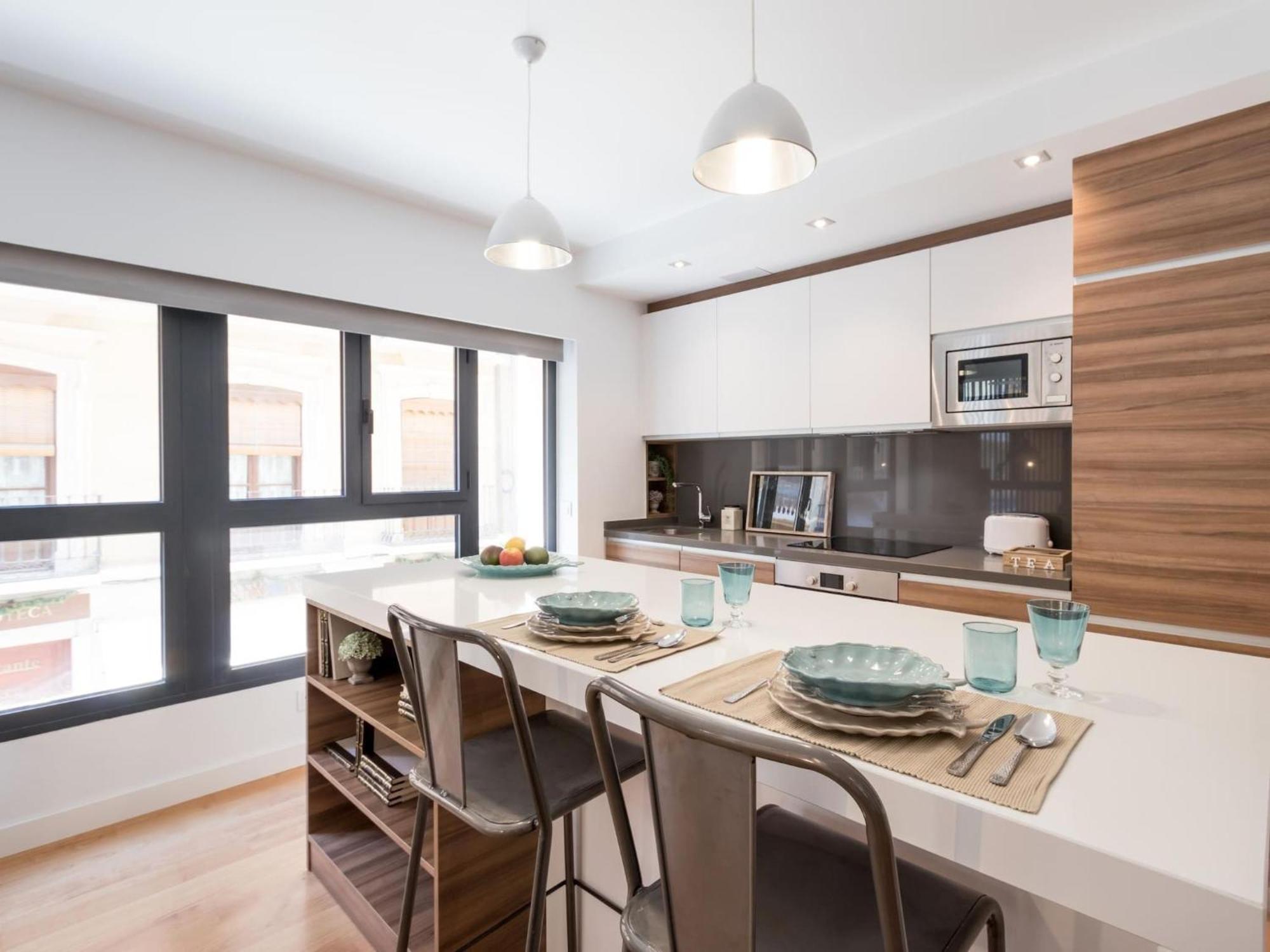 Chezmoihomes Luxury Plaza Nueva Penthouse Apartment