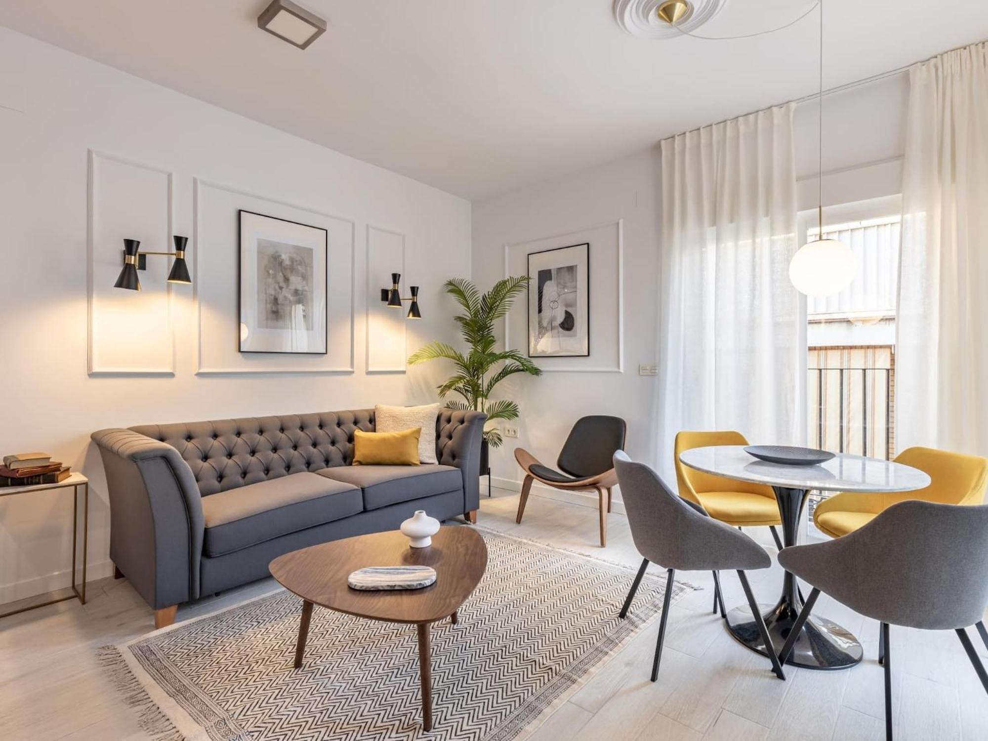 Stylish And Elegant 1 & 2 Bedroom Iii Granada