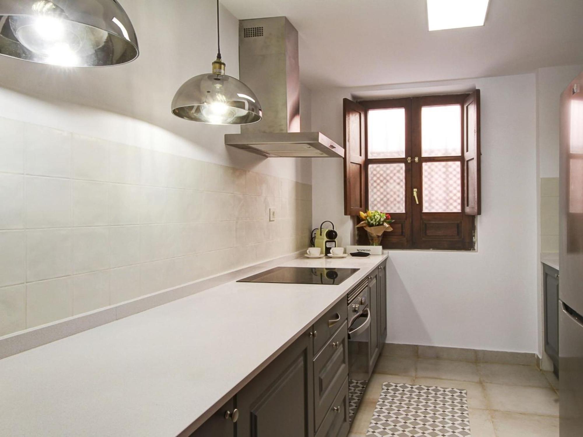 Apartment Chezmoihomes Alhambra Penthouse 2 Private Terraces *