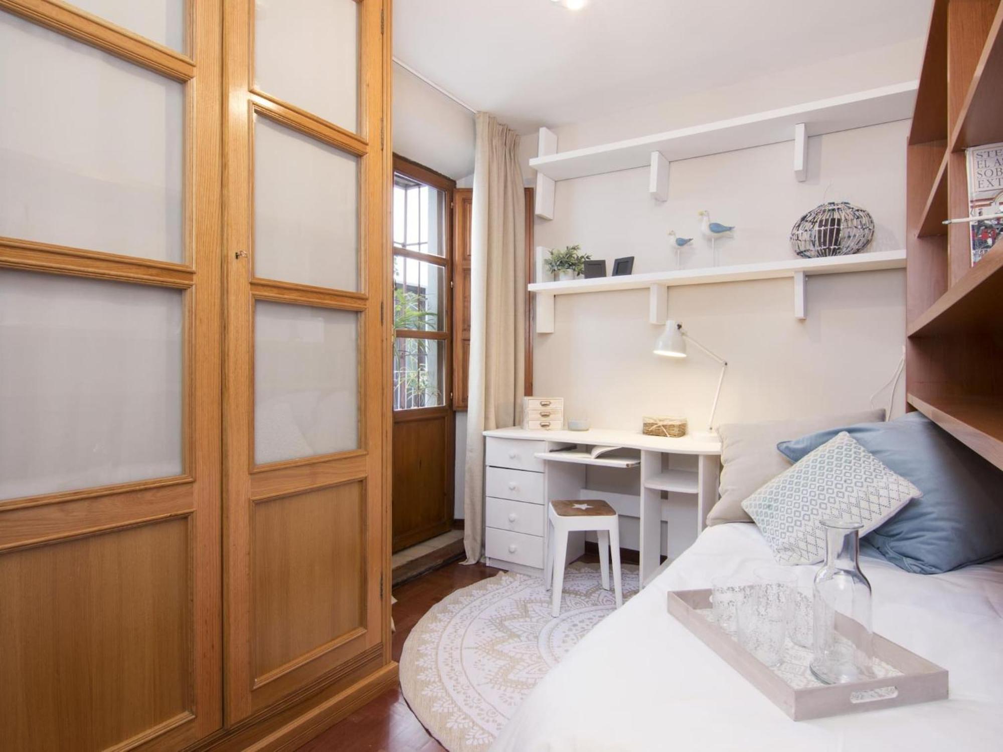 Chezmoihomes Alhambra Penthouse Apartment