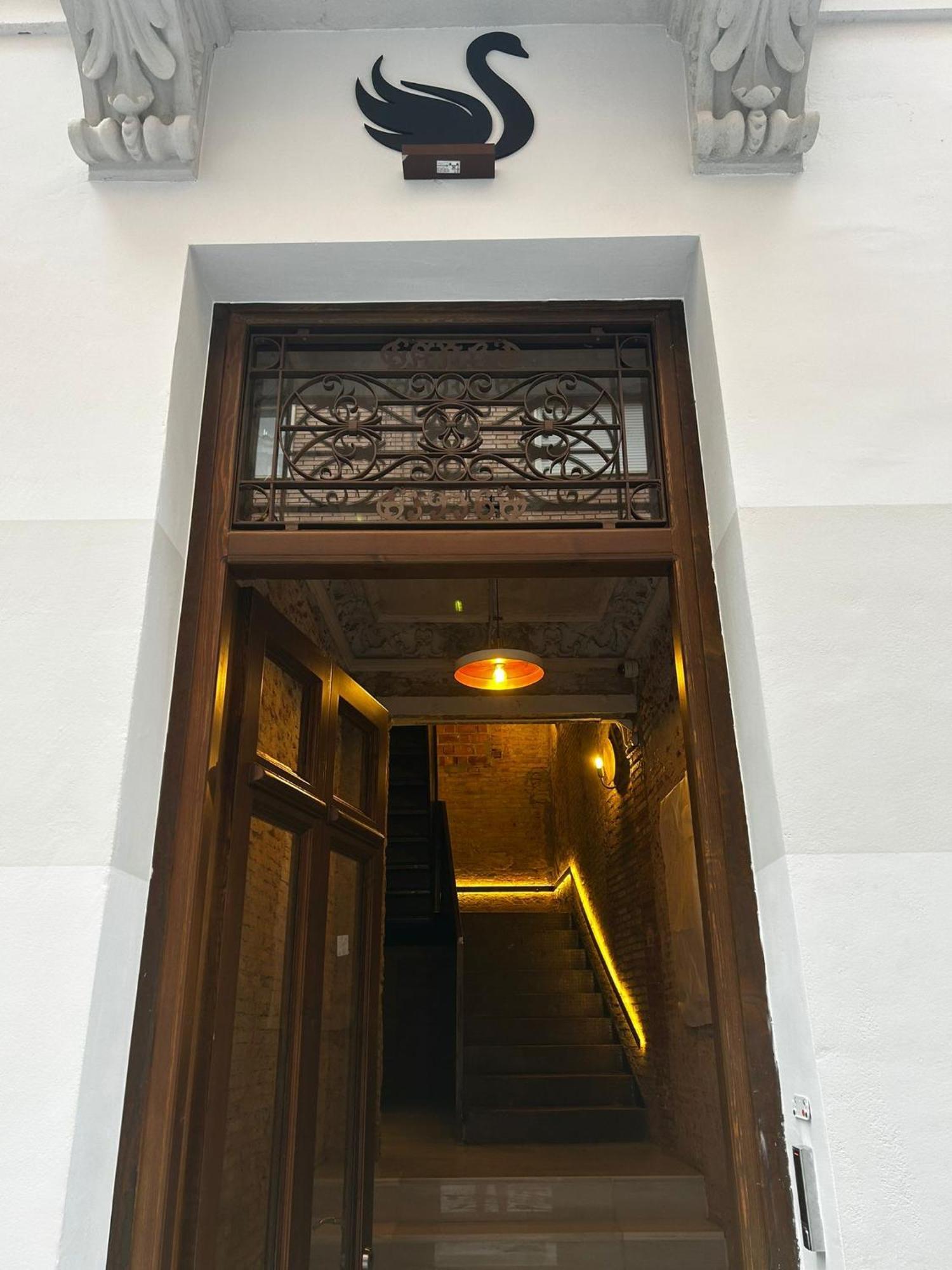 Hostel Black Swan Granada