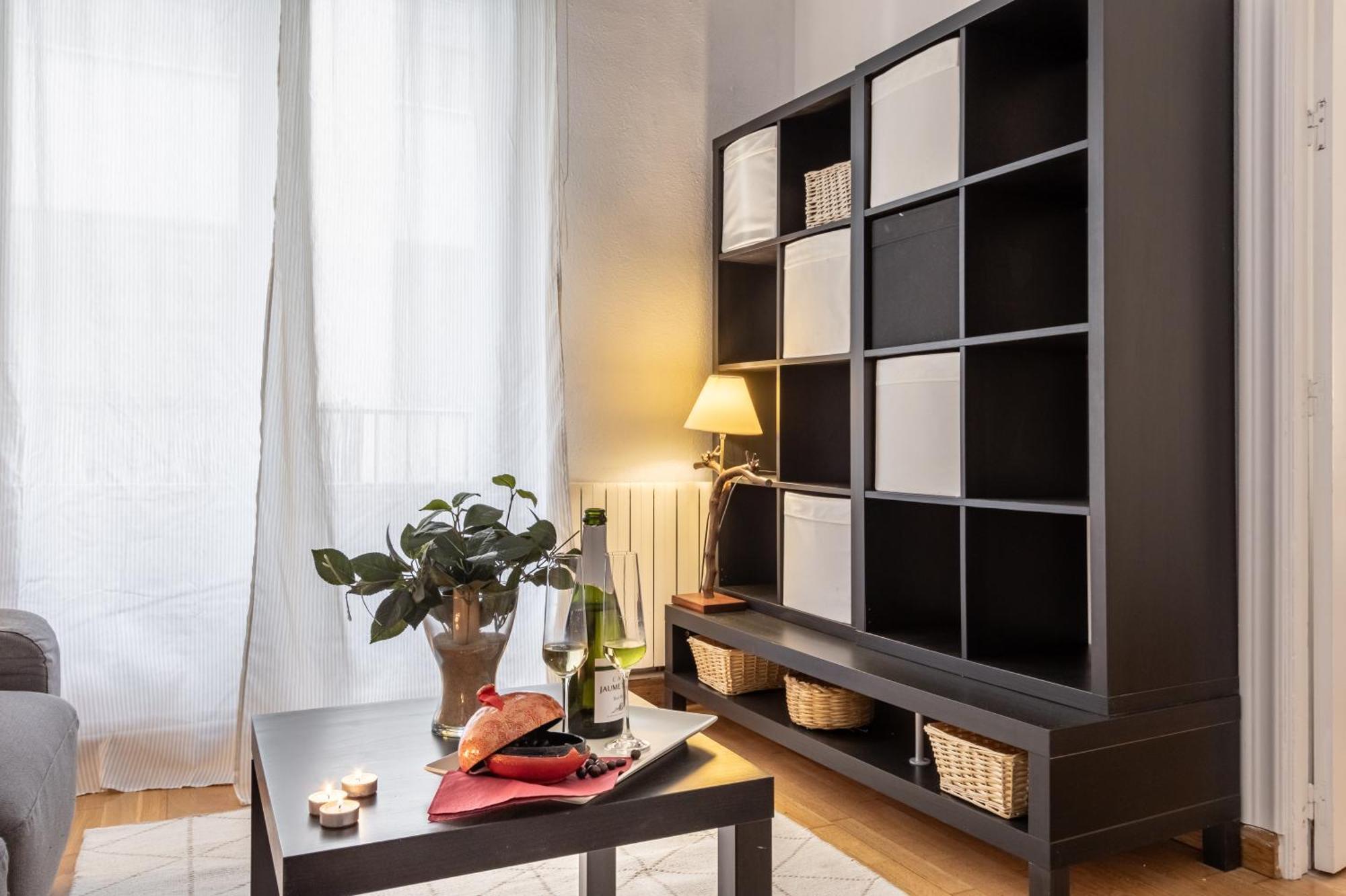 De Joaquin Costa Apartment