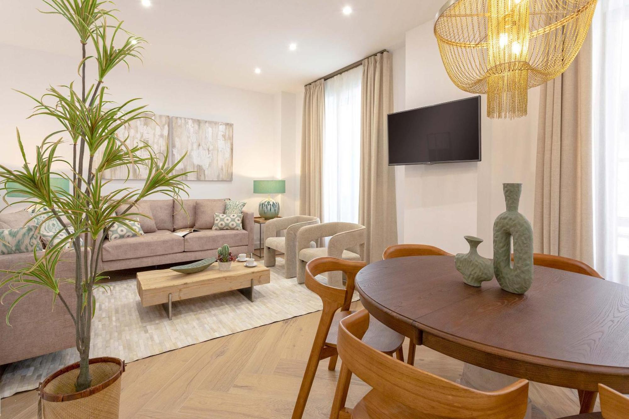 Apartment Genteel Capiteles
