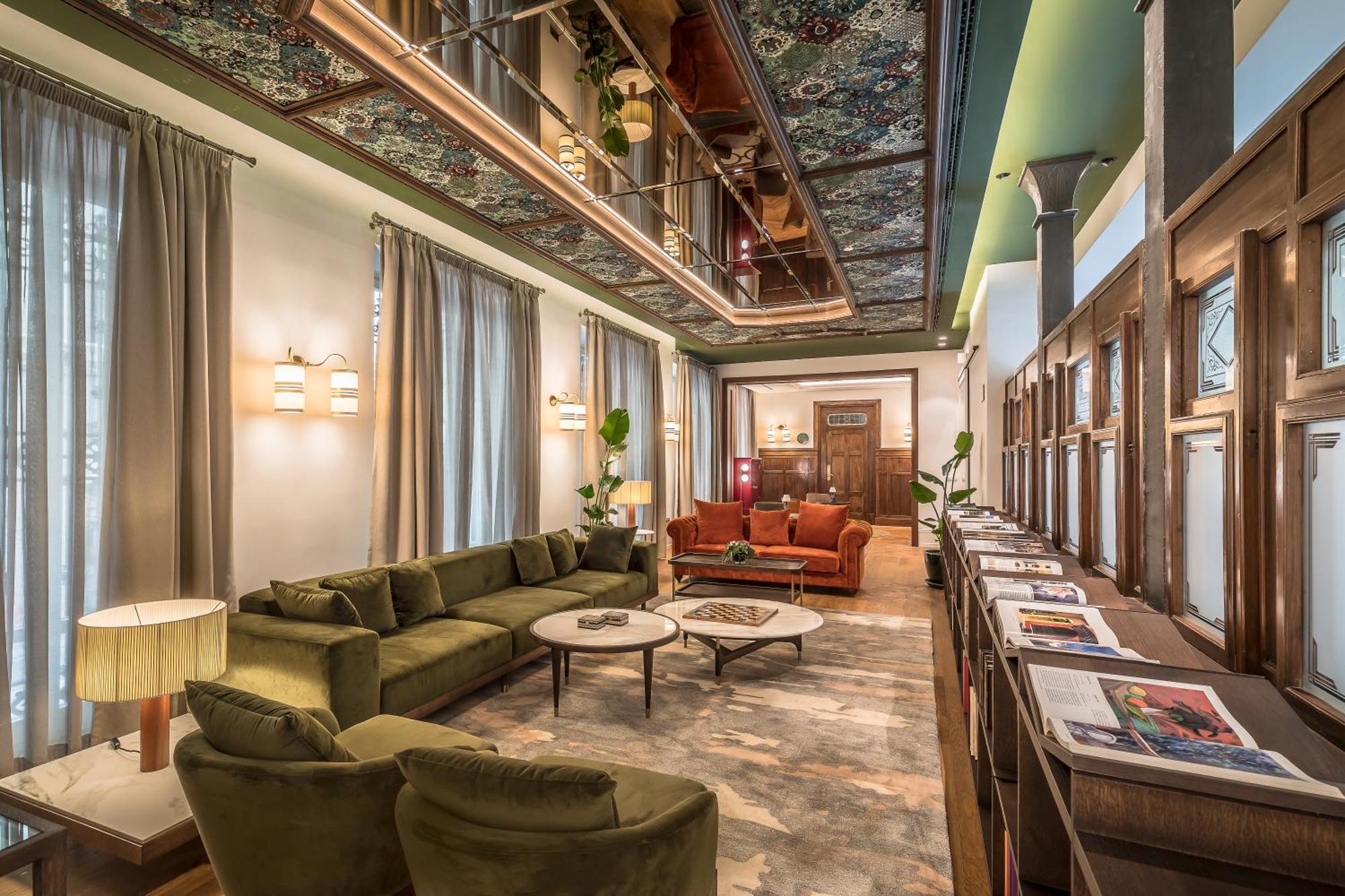 Palacio Gran Via, A Royal Hideaway