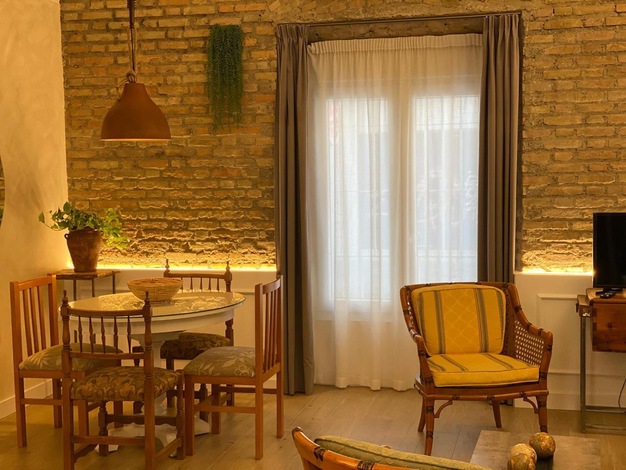 Guni Suites Ronda Apartment