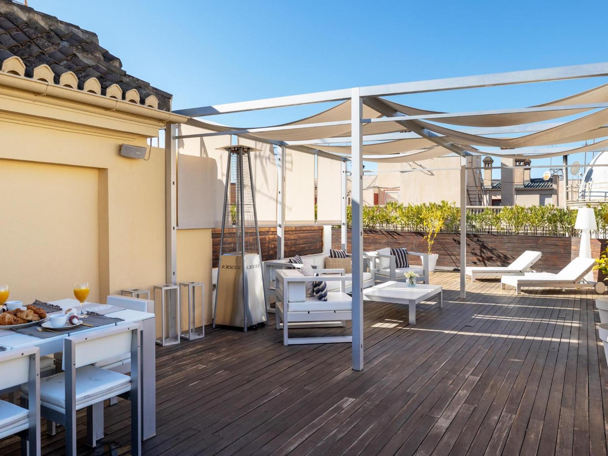 Ganivet Luxury Penthouse Apartment *