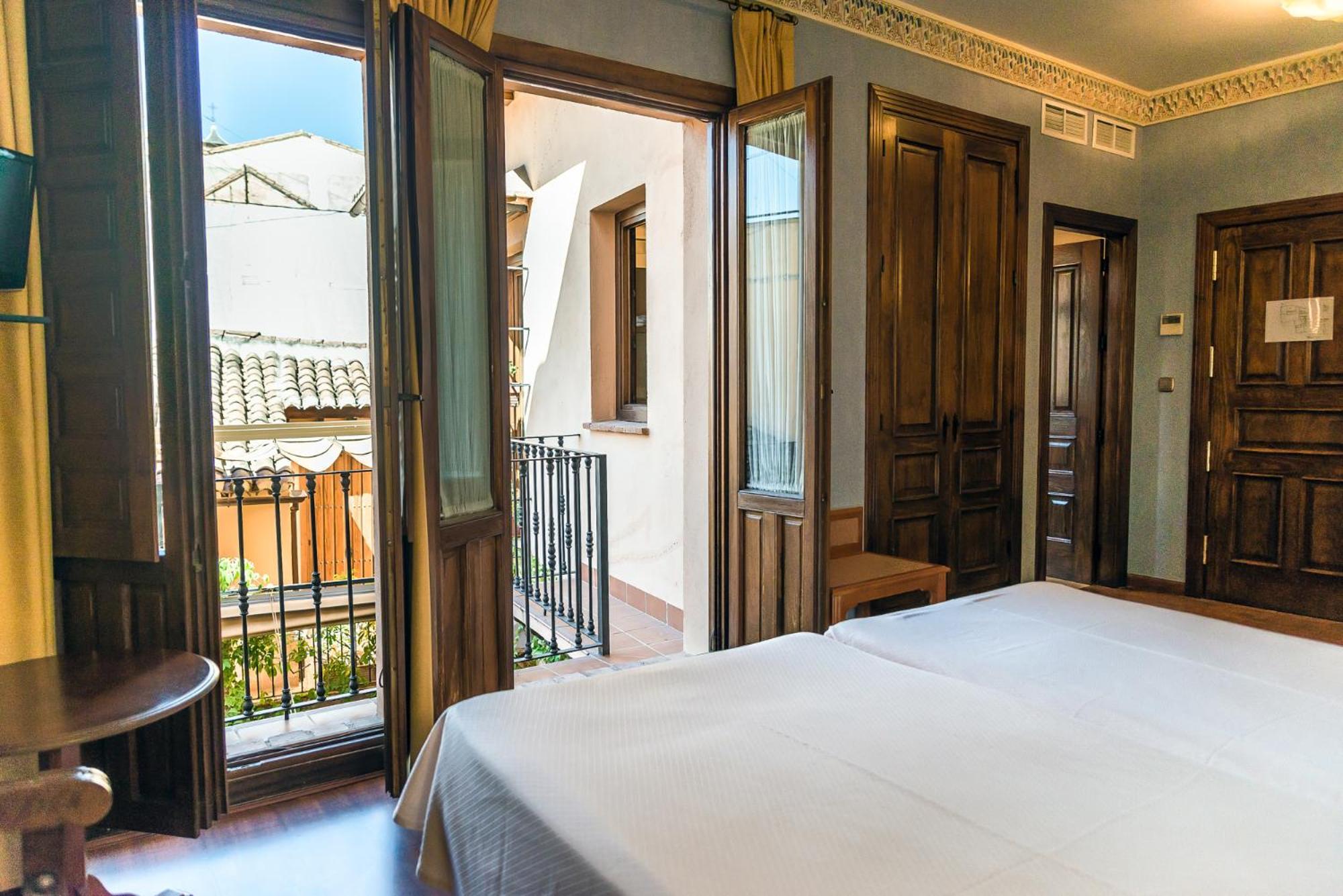 Hotel Del Toro 3*