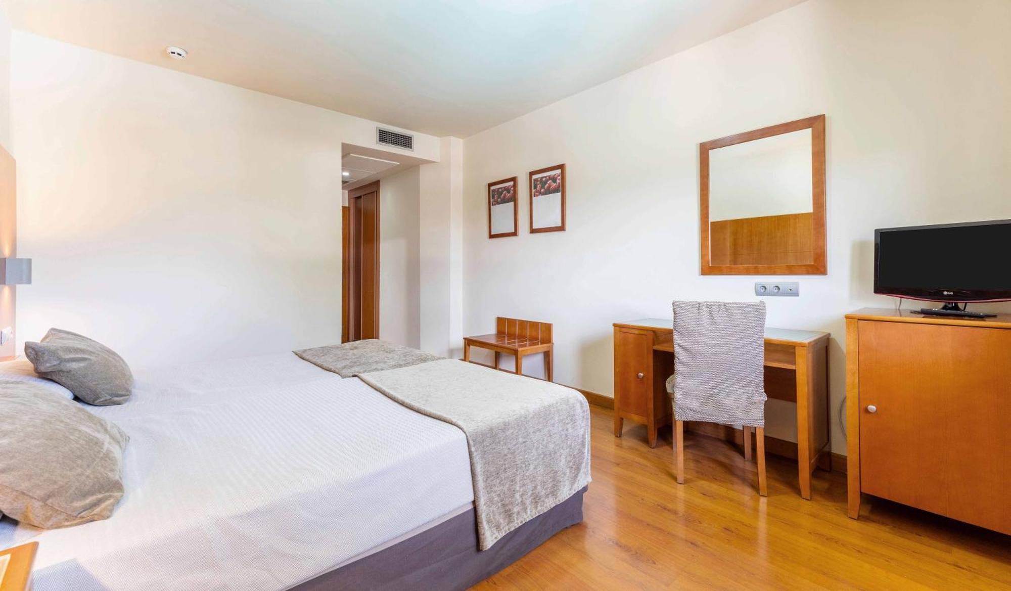 Khách sạn Checkin Camino De 4*