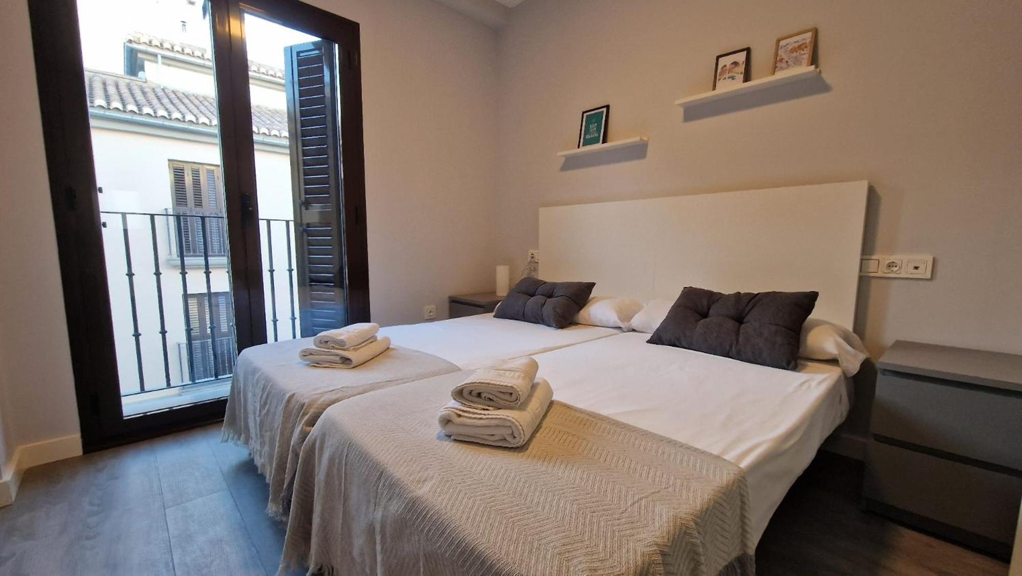 Imeda Piedra Santa Apartment Granada