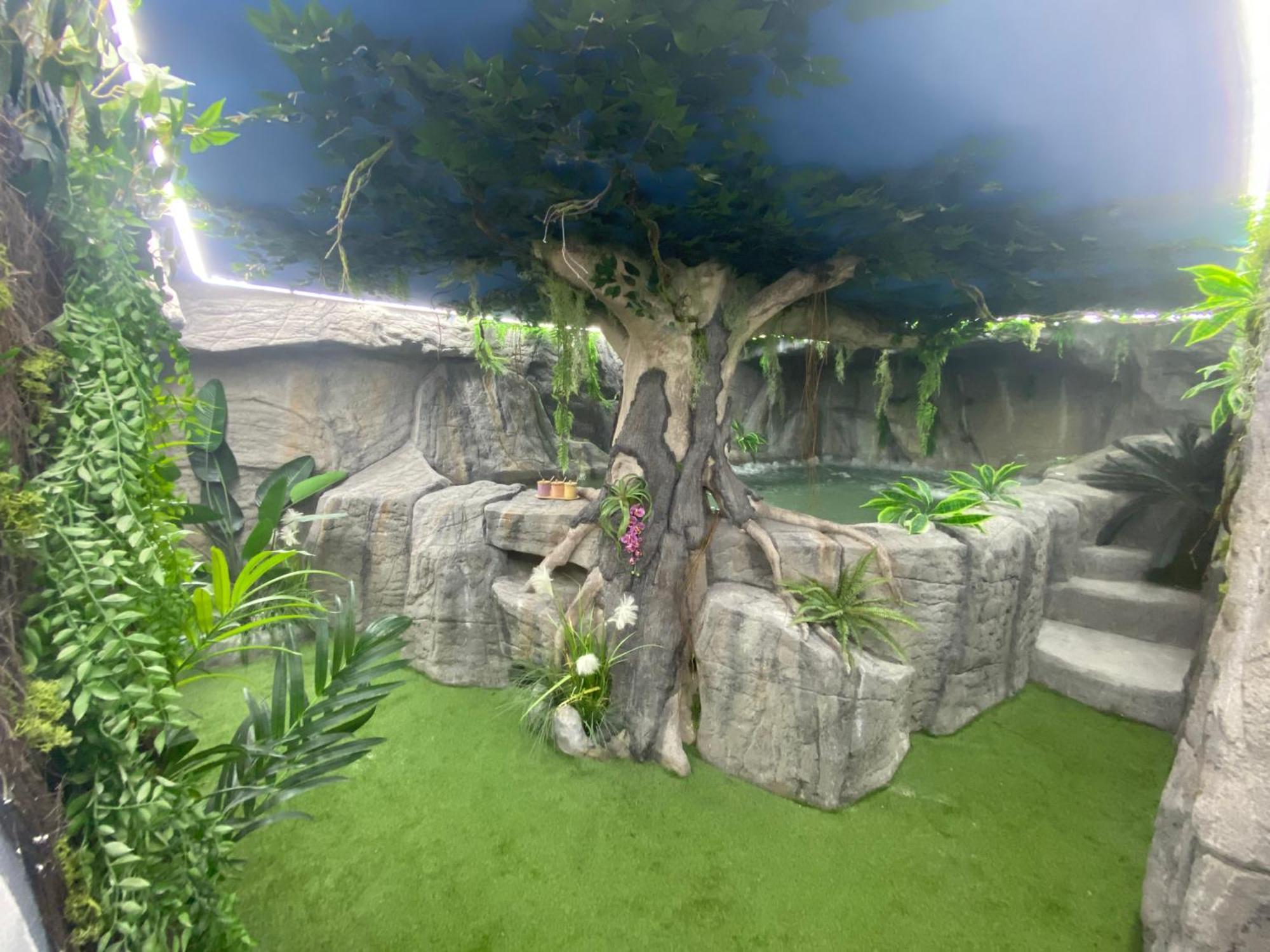 Futurotel Space Garden Hostel *