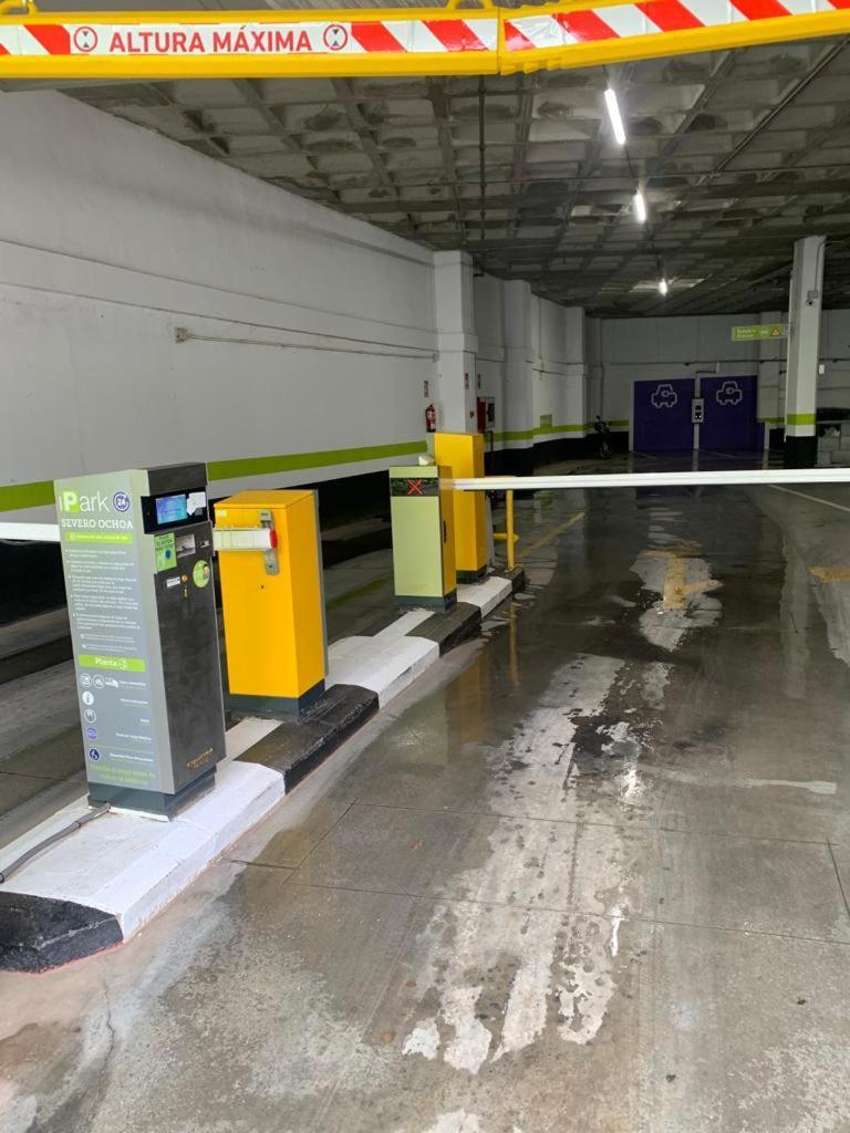Domus Con Parking Gratuito En Pleno Centro Granada