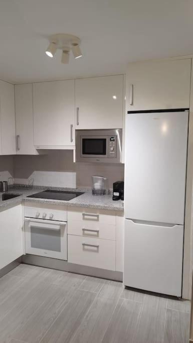 Moderno A 1km De Apartamento *