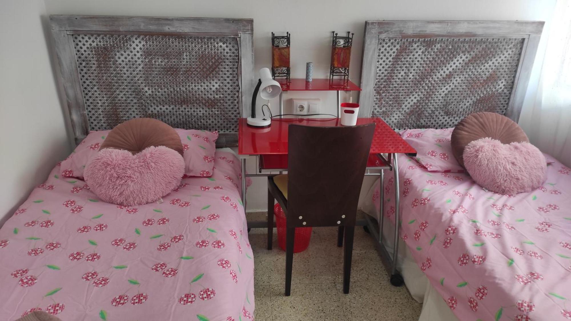 Centrico Piso Con Aparcamiento Gratuito Granada