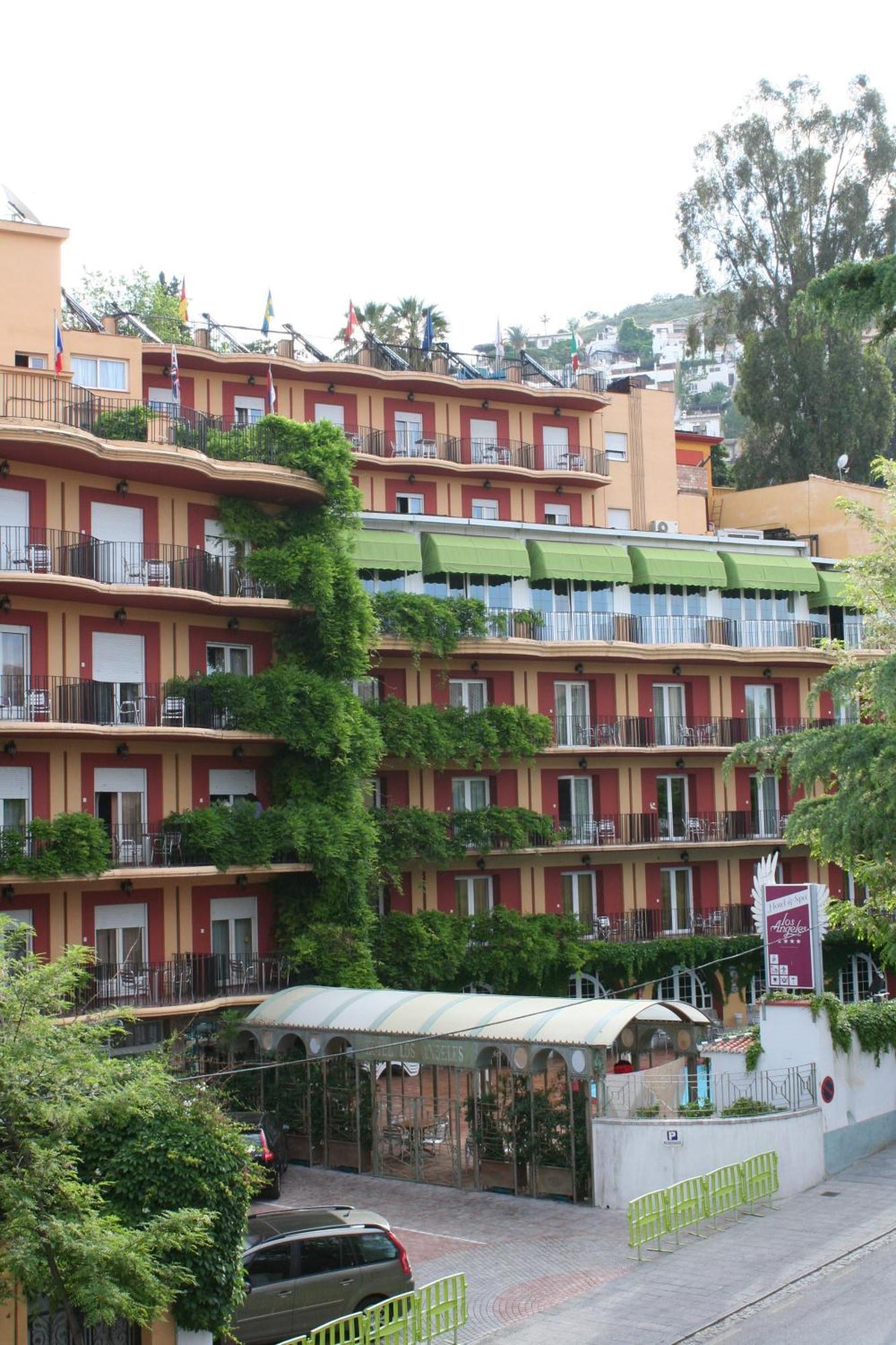 Hotel Angeles & 4*
